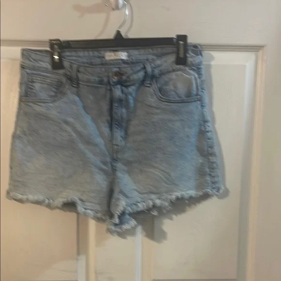 Ariya Light Blue Frayed Jean Shorts - Picture 1 of 7